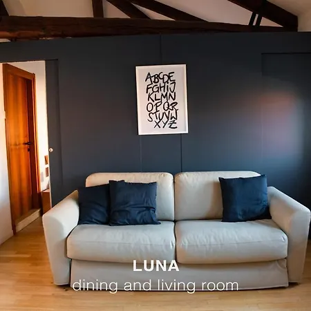 Sole & Luna Apartment *