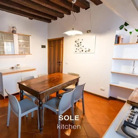 Sole & Luna Apartment *